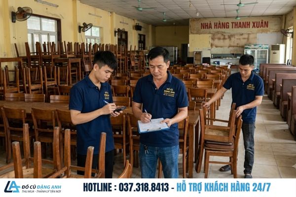 Đồ Cũ Đặng Anh khảo sát số lượng bàn ghế tại nhà hàng