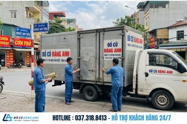 Mặt bằng nhà hàng sau khi Đồ Cũ Đặng Anh hoàn tất thu mua và bốc xếp