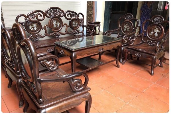 thu mua bàn ghế gỗ cũ
