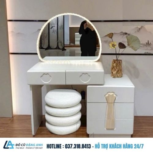 bantrangdiemcu bàn trang điểm cũ
