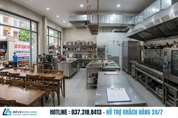 Toàn cảnh khu bếp công nghiệp trước khi tháo dỡ, thu mua bếp công nghiệp cũ tại Hà Nội